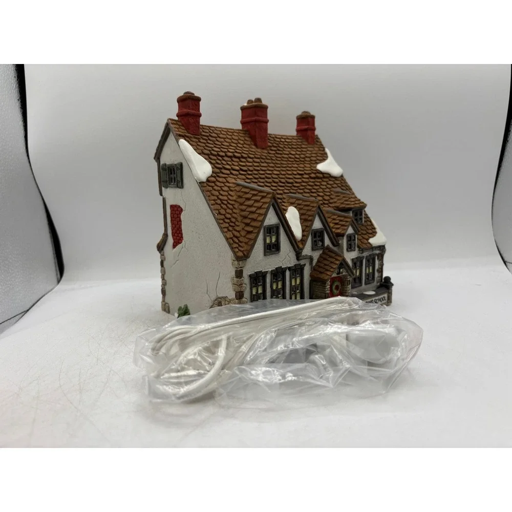 Dept 56 1988 HVC DVS Nicholas Nickleby Wackford Squeers Boarding School 5925-0